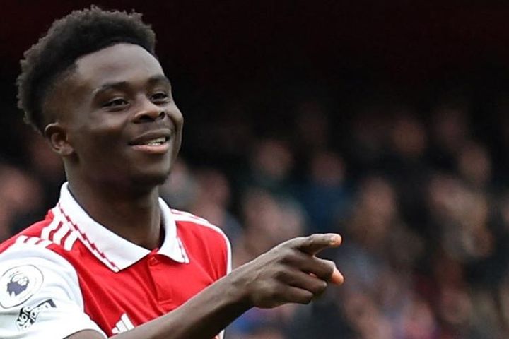 MU thưởng đậm Garnacho, Saka tăng lương cao nhất Arsenal