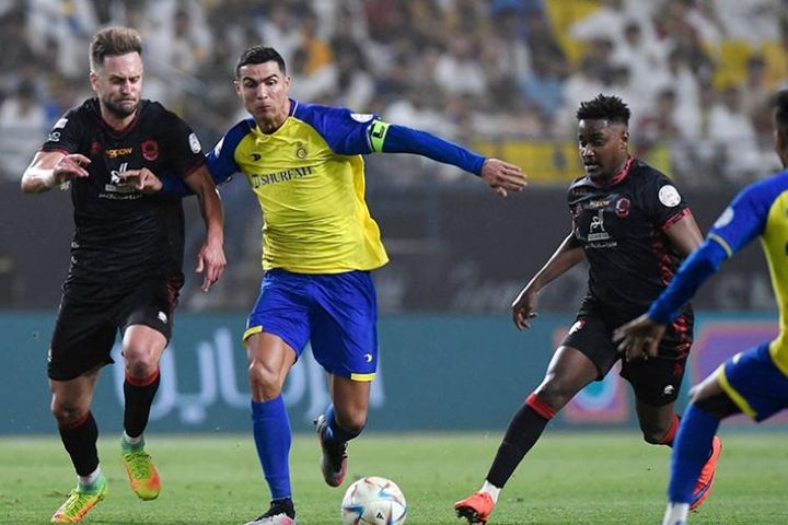 Video bóng đá Al Nassr - Al Raed: Ronaldo 'thông nòng', vùi dập 4 bàn (Saudi Pro League)