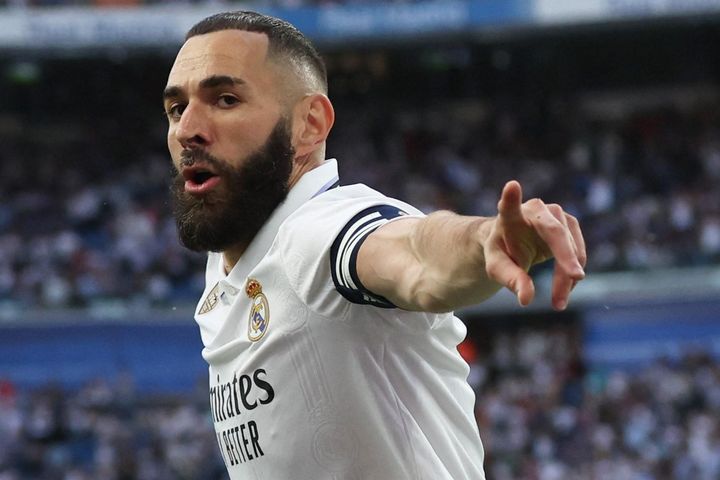 Benzema lập hat-trick trong trận thắng của Real