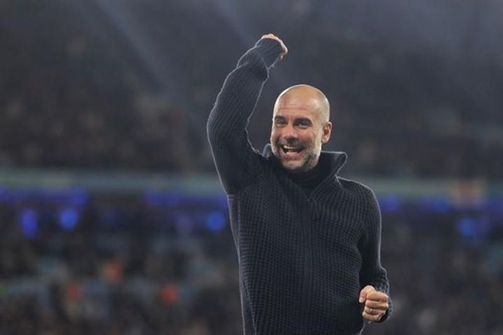 Guardiola cảnh báo cầu thủ Man.City không được xao nhãng