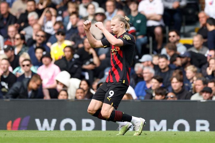 Kết quả Ngoại hạng Anh 30/4: Haaland tỏa sáng, Man City soán ngôi đầu của Arsenal