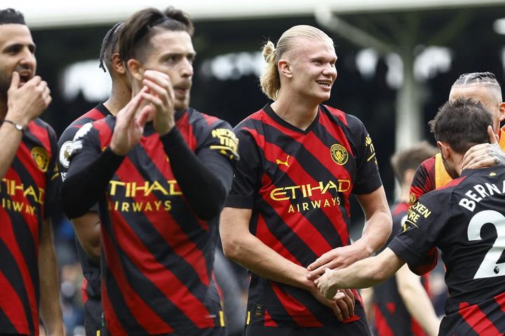 Man City lên đỉnh bảng: Vẻ đẹp Haaland