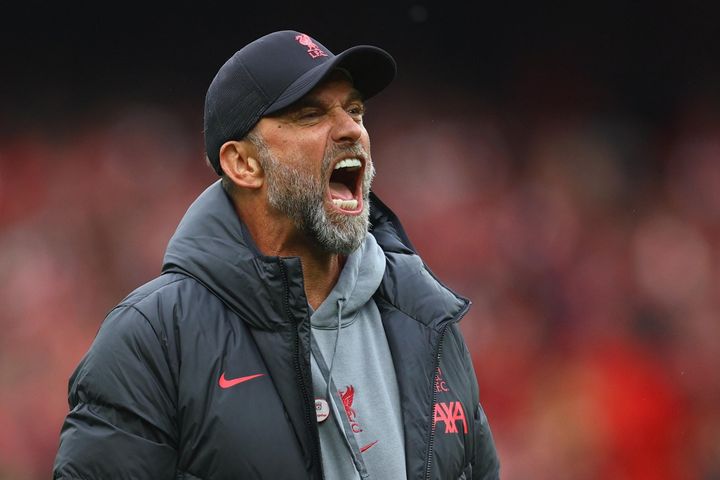 Tổ chức hỗ trợ trọng tài Anh: 'Liverpool phải bị trừ điểm'