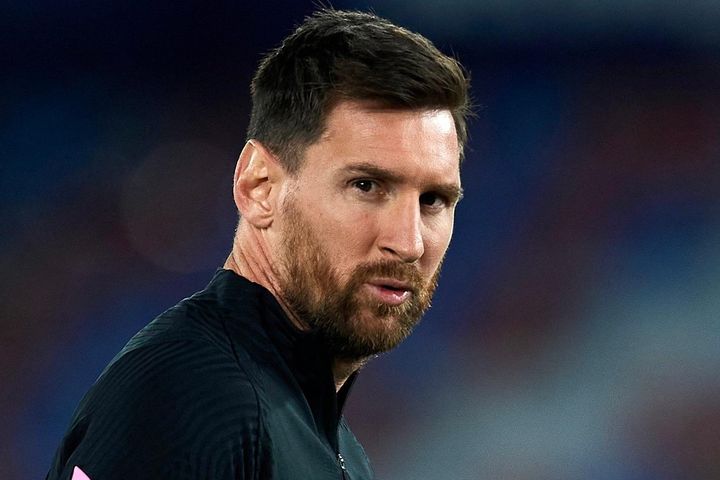 Messi bất ngờ đến Ả Rập Saudi giữa 'bão' tin đồn
