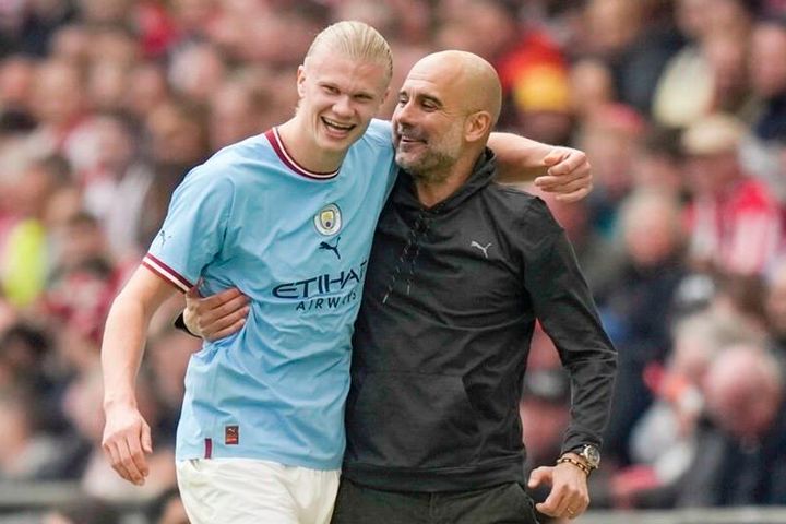 Guardiola: 'Haaland xứng đáng được so sánh với Messi'