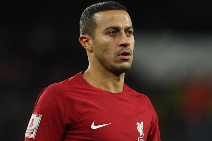 Tin mới nhất bóng đá trưa 3/5: Trụ cột Liverpool nghỉ hết mùa