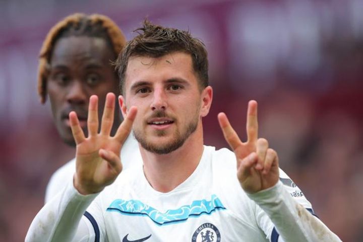 Arsenal chiêu mộ SAO Chelsea bị thất sủng: Món hời lớn, 1 mình cân 3 nhiệm vụ