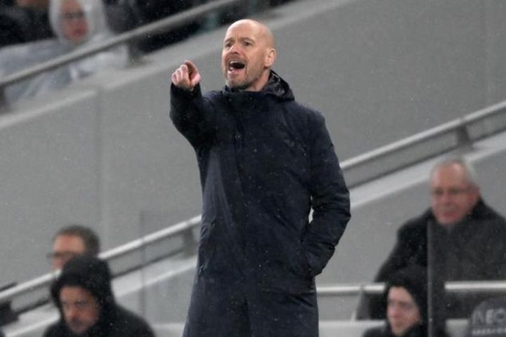 MU thua đau, Erik ten Hag tức trọng tài vẫn phải thừa nhận yếu kém