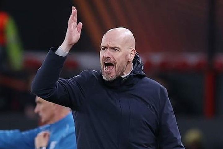 HLV Ten Hag thất vọng vì MU mất tập trung trước Brighton