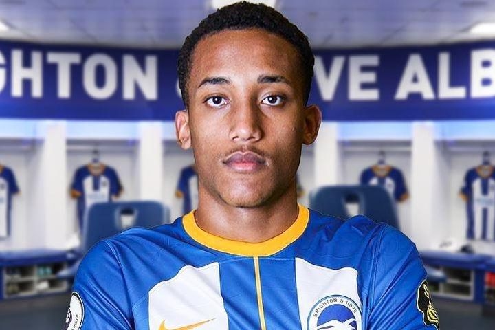 Brighton chiêu mộ tiền đạo Brazil với giá kỷ lục