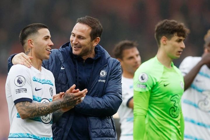 Lampard cười tươi khi Chelsea thắng 'rửa mặt'