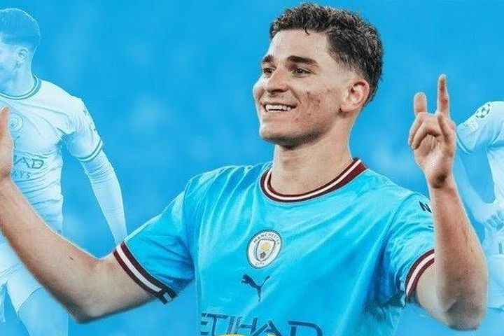 Julian Alvarez: Siêu dự bị độc nhất vô nhị của Guardiola