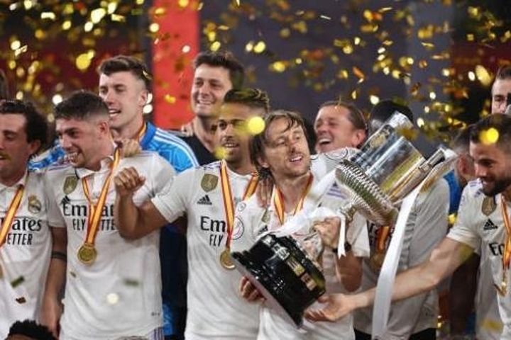 Real Madrid vô địch Cúp Nhà vua Tây Ban Nha lần thứ 20