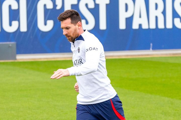Messi tái xuất ở PSG