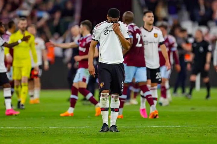 Arsenal 'sống lại' giấc mơ vô địch, Man Utd nguy cơ văng top 4