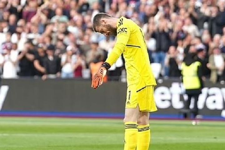 CĐV đòi 'tống cổ' De Gea, HLV Ten Hags nói gì?