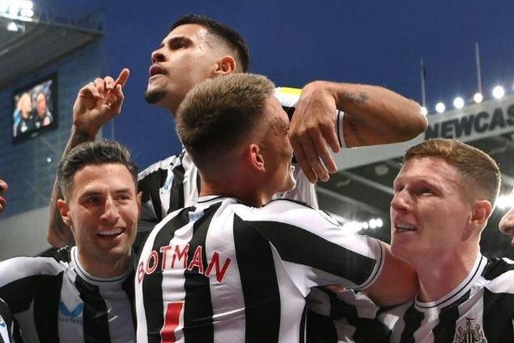 Newcastle trở lại Champions League sau 20 năm