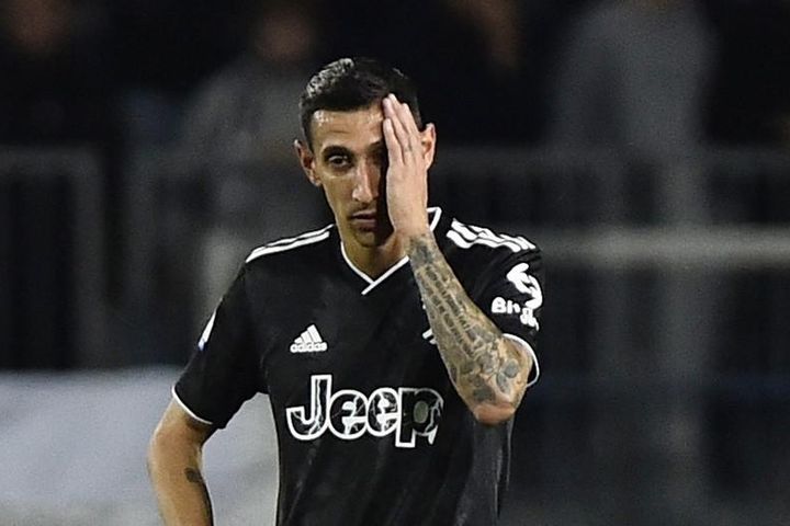 Juventus bị trừ 10 điểm, văng khỏi top 4 Serie A