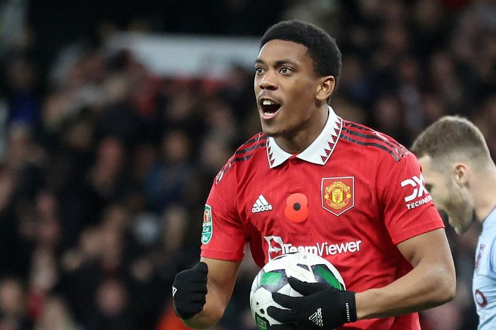 MU phải sớm loại bỏ Martial