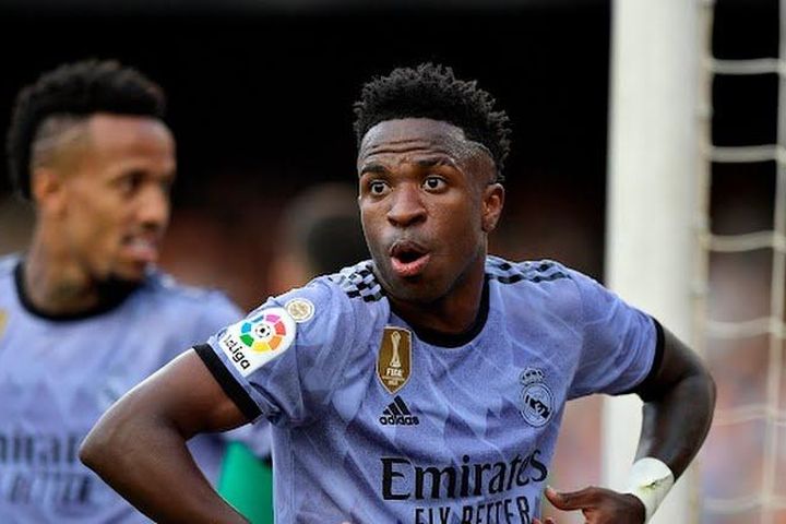 Vinicius không cùng Real ra sân sau vụ phân biệt chủng tộc