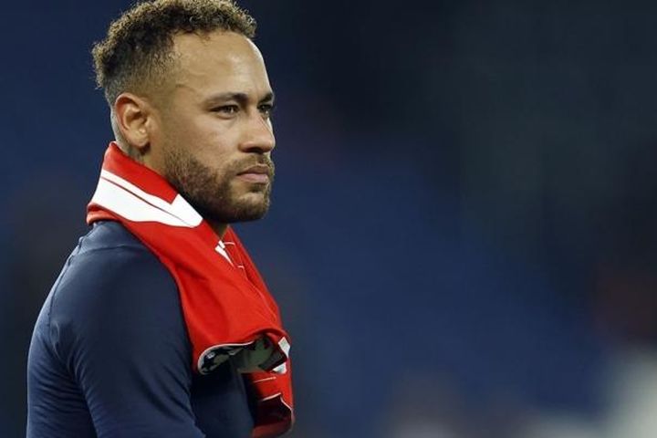Ten Hag nói về khả năng MU chiêu mộ Neymar