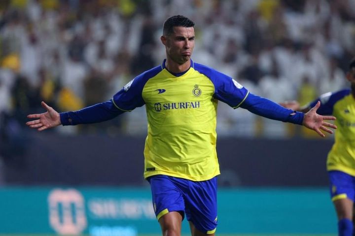 Ronaldo ghi siêu phẩm giúp Al Nassr ngược dòng ngoạn mục