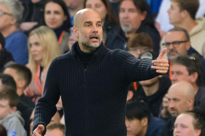 Pep Guardiola phản đối kịch liệt vì bị 'cướp' chiến thắng