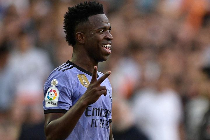 Mbappe và nhiều danh thủ ủng hộ Vinicius Junior
