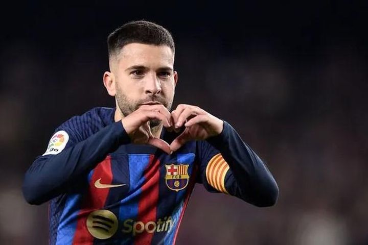 Jordi Alba chia tay Barcelona sau 11 năm