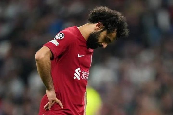 Salah suy sụp sau khi Liverpool hết cơ hội dự Champions League