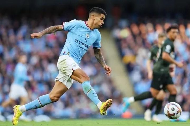Man City chốt bán Cancelo với giá rẻ bất ngờ