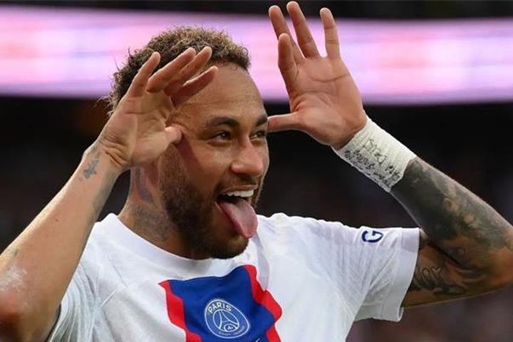 Cựu trợ lý của Sir Alex khuyên MU tránh xa Neymar