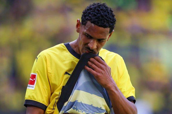 Borussia Dortmund tuột chức vô địch Bundelisga vào tay Bayern Munich