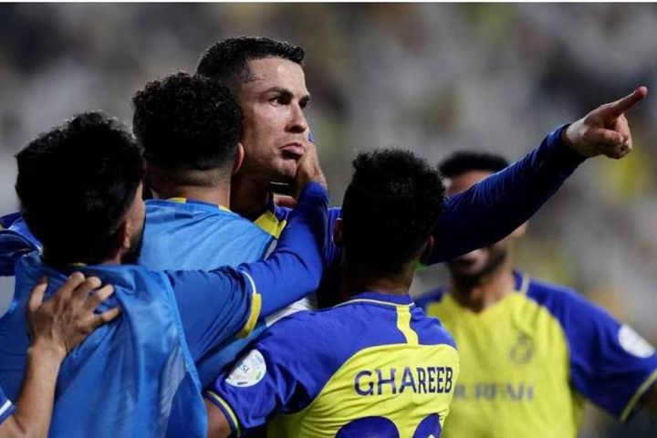 Ronaldo tan vỡ giấc mơ chả trách ai được