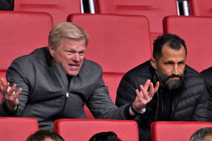Vì sao Bayern sa thải Oliver Kahn trong ngày vô địch?