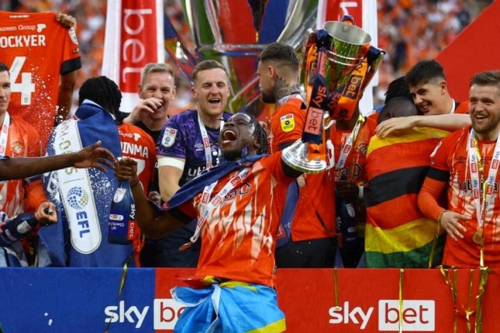 Thắng trận đắt nhất hành tinh, Luton Town gia nhập Ngoại hạng Anh