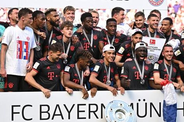 Nước mắt, nụ cười với Bundesliga