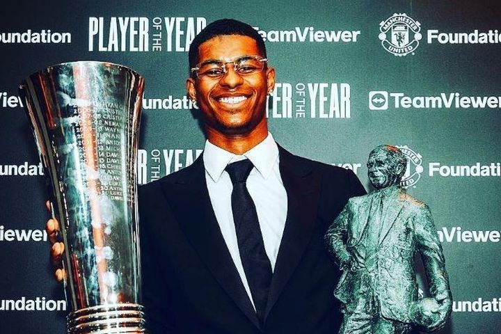 Rashford lập cú đúp giải thưởng cá nhân