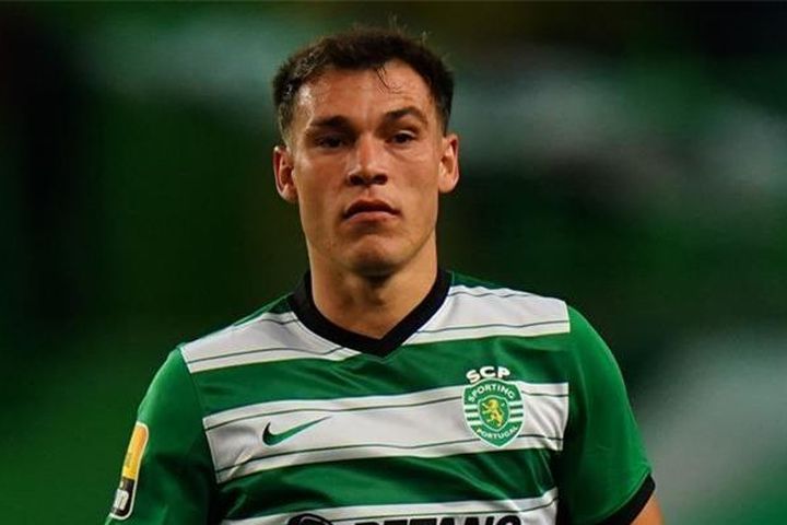 Chelsea mở đàm phán chiêu mộ 'máy quét' của Sporting Lisbon