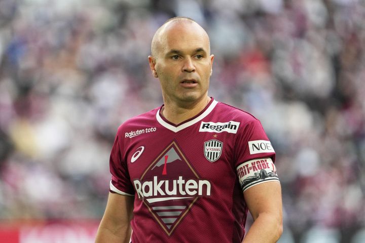 Andres Iniesta đến Thái Lan thi đấu?