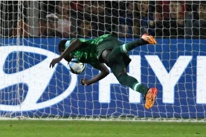 Đàn em Messi bị 'đại bàng non Nigeria' loại khỏi World Cup U-20