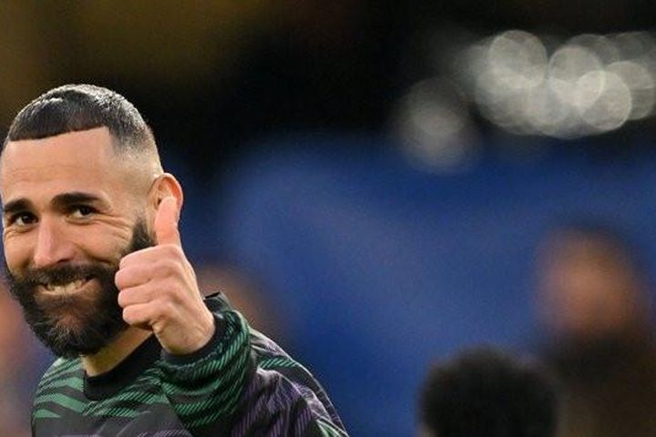 Benzema nói chuyện với Ronaldo trước khi quyết định rời Real Madrid
