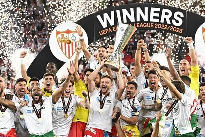Vượt qua AS Roma, Sevilla vô địch Europa League