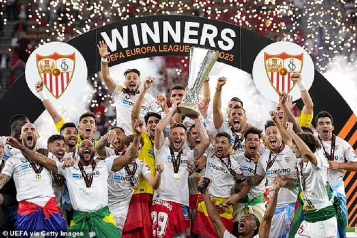 Trận chung kết Europa League căng thẳng của 'người đặc biệt'