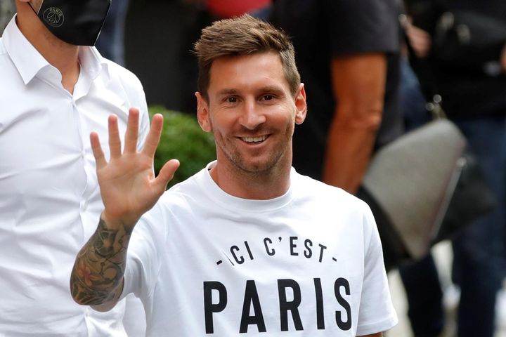 Đừng tiếc cho Messi lẫn PSG