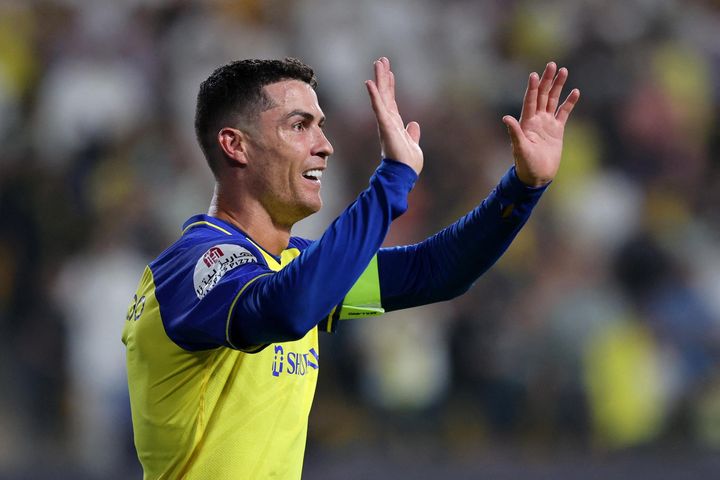Ronaldo: Bóng đá ở Saudi Arabia khác biệt quá