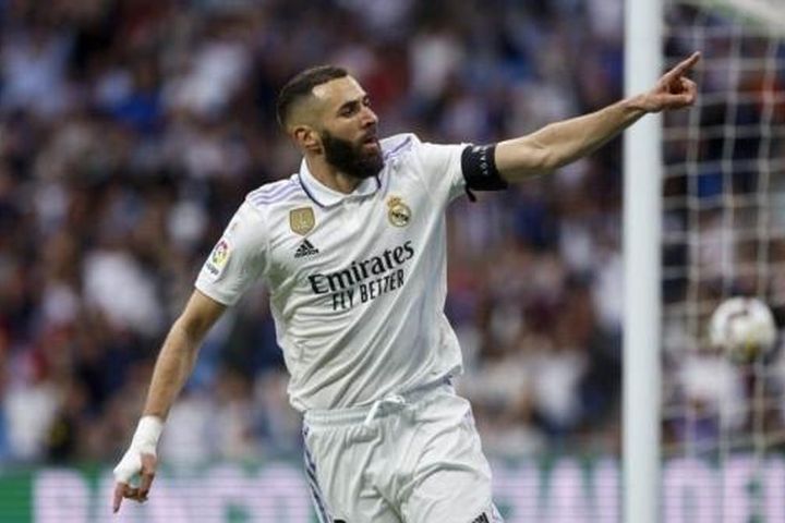 Benzema chính thức lên tiếng 'chốt' tương lai
