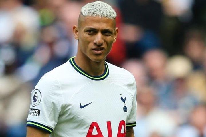 Richarlison lấy siêu phẩm ở World Cup để chế nhạo đồng nghiệp