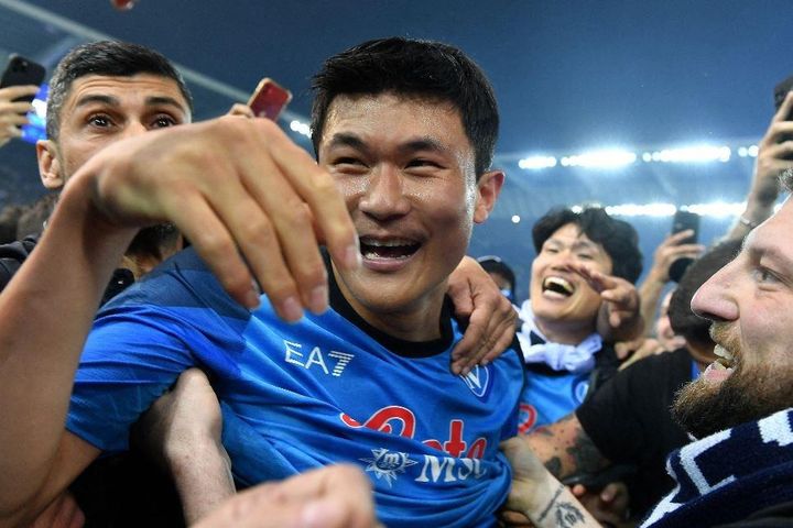 Kim Min-jae nhận vinh dự tại Serie A