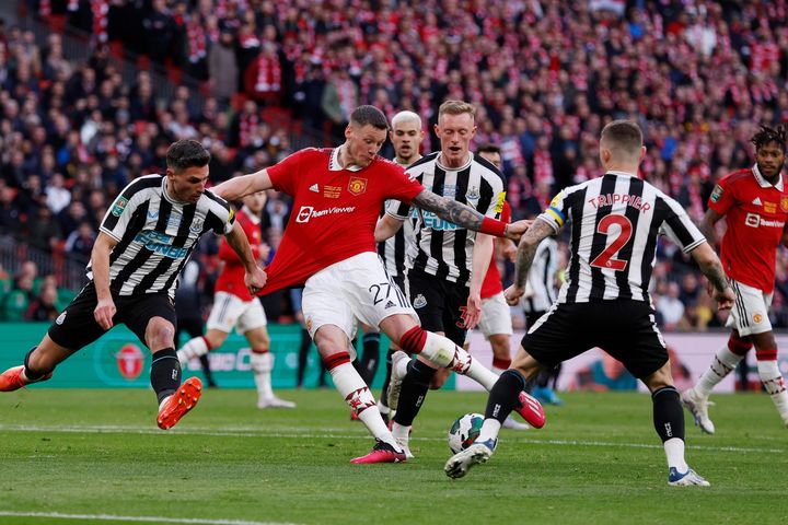 10 cầu thủ có thể rời MU sau chung kết FA Cup